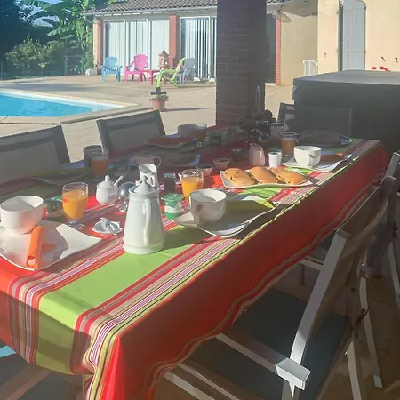 Le Pigeonnier De Miquelis 3* Ondes